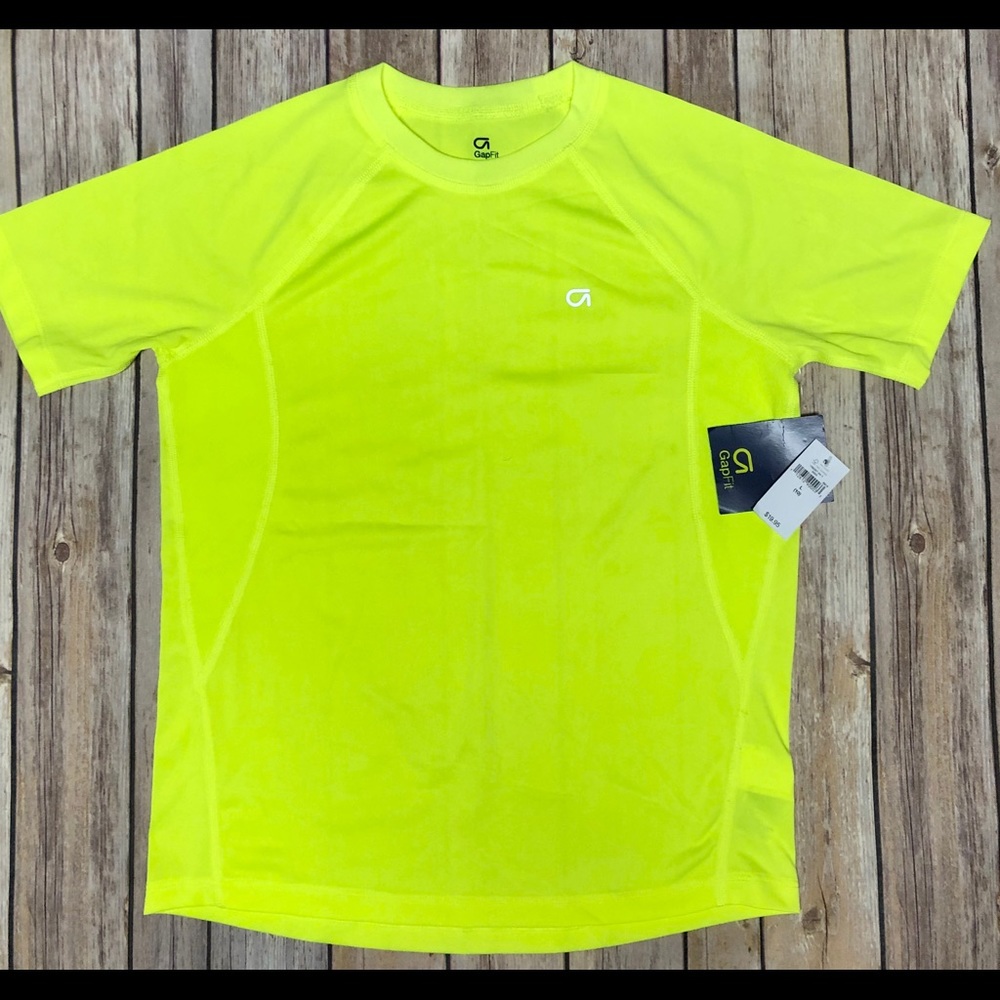 Gap Fit kids active wear t-shirt  NWT